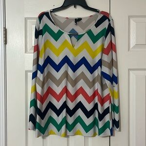 Long sleeve that can be buttoned to a 3 quarter length